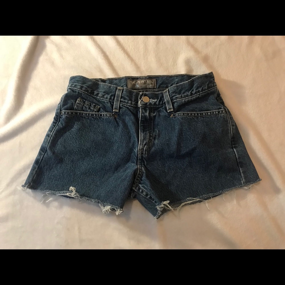 Silvertab Levi’s denim cut off shorts - Picture 2 of 5